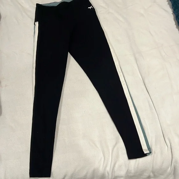 Victoria’s Secret leggings - Picture 3 of 7
